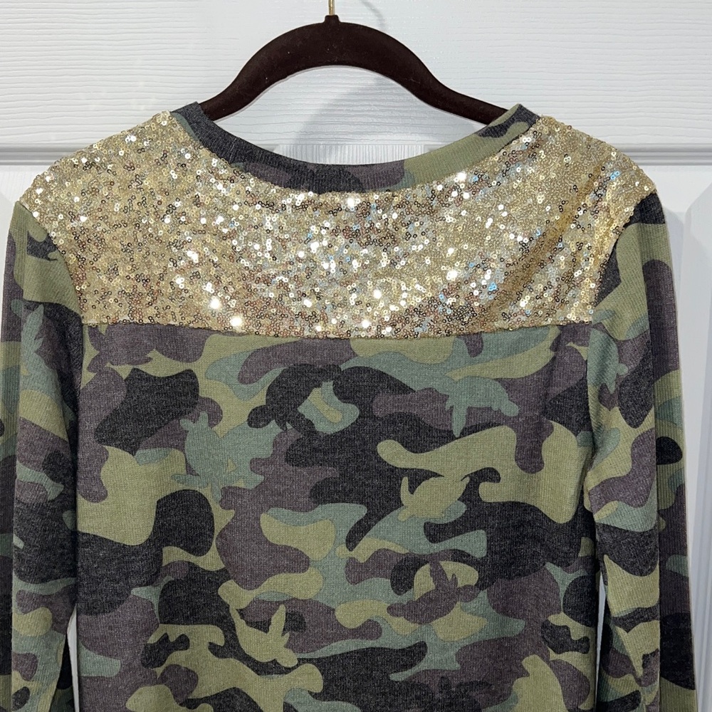 Simply Southern Gold Sequin Camo Dress M NWT - Picture 8 of 9